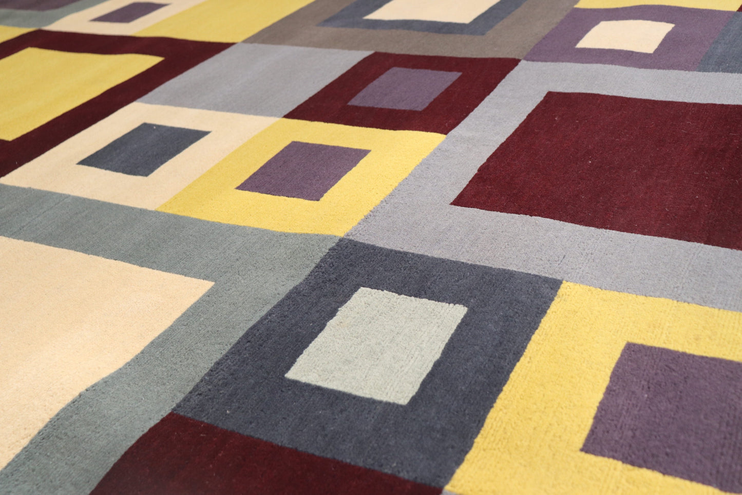 BEMS SQUARE 183cm X 276cm